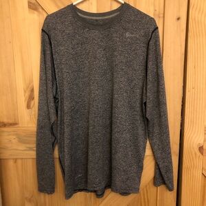 Nike Dri Fit Men’s Long Sleeve Work Out Shirt Size L Gray